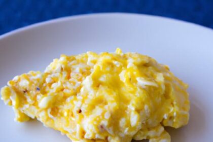 Fluffy Perfection: Mastering Classic American Scrambled Eggs