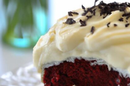 Velvety Cream Cheese Frosting: The Perfect Red Velvet Topper